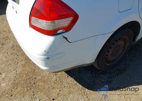 2009 Nissan Versa 1.8S из США, поврежденный, VIN 3N1BC11E49L404972